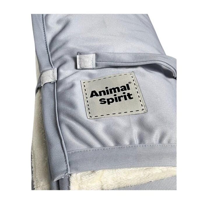 Hello Kitty X Animal Spirit Manta gris Deluxe - Imagen 4